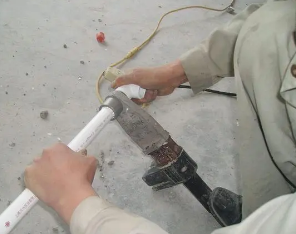琼中漏水维修电话
